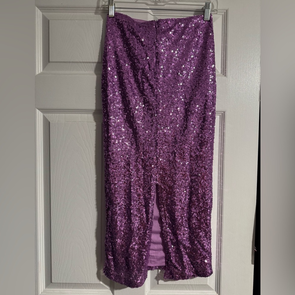 Hello Molly Sequin Skirt - Picture 4 of 5